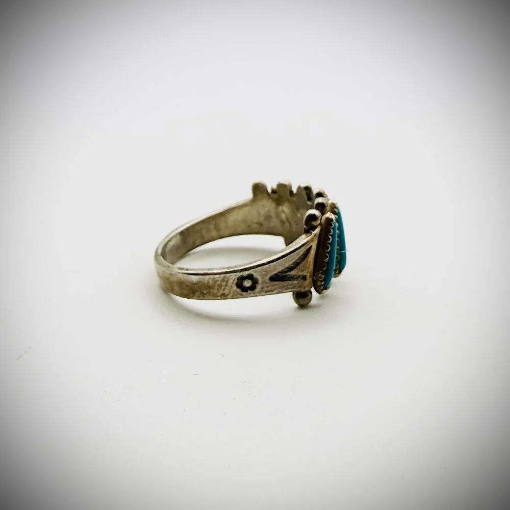 Vintage Bell Trading Post Sterling Turquoise Needlepoint Ring | Size 6.25